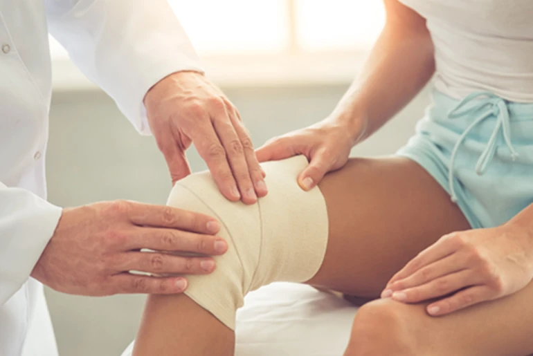 A GUIDE TO RECOVERING FROM A SPORTS INJURY: MIND, BODY AND SOUL