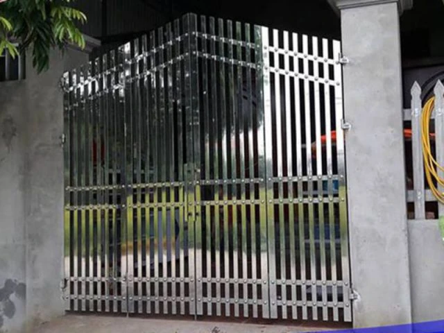 1 số Mẫu cổng inox 4 cánh đẹp với thiết kế đơn giản