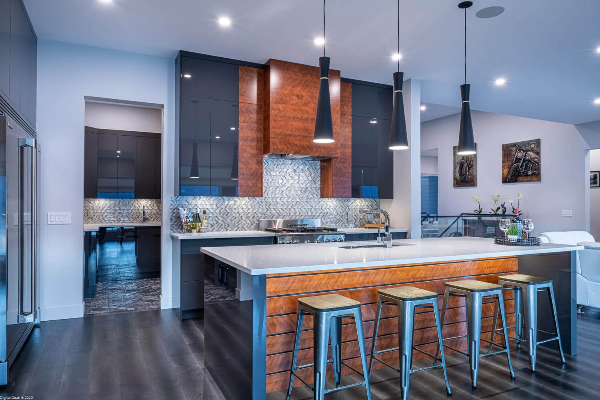 Essential factors to consider for choosing the right kitchen cabinetry