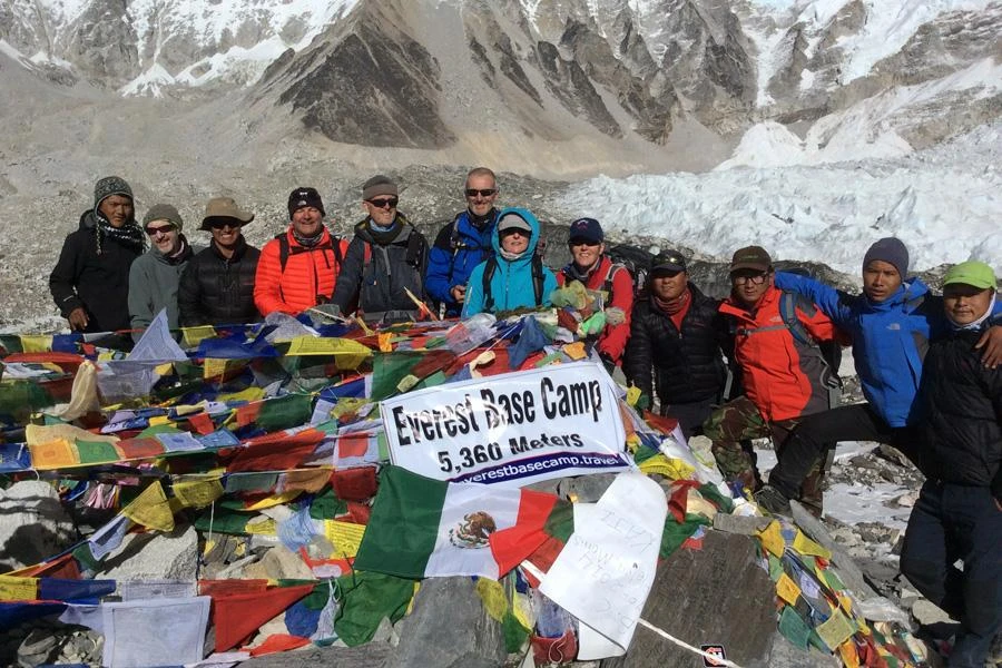 EVEREST BASE CAMP TREK 14 DAYS - COMPLETE GUIDE TO TREK EVEREST