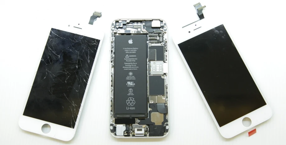 Important Factors To Keep In Mind While Choosing The Apple Repair Services