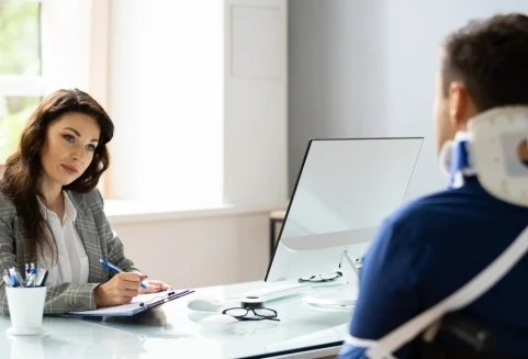 How to Choose the Right Personal Injury Lawyer for Your Needs?