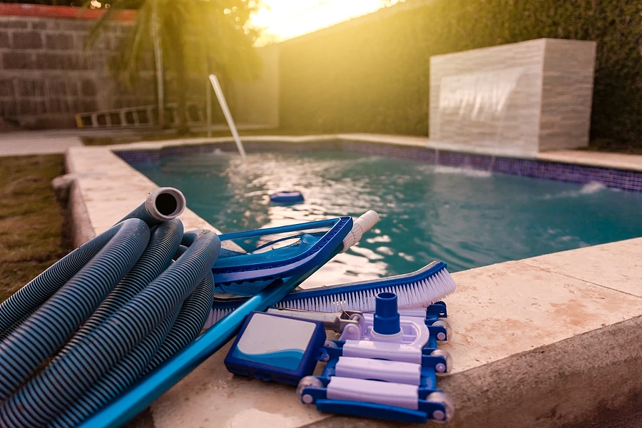 Top-Notch Pool Maintenance Services: Dive into Perfection!