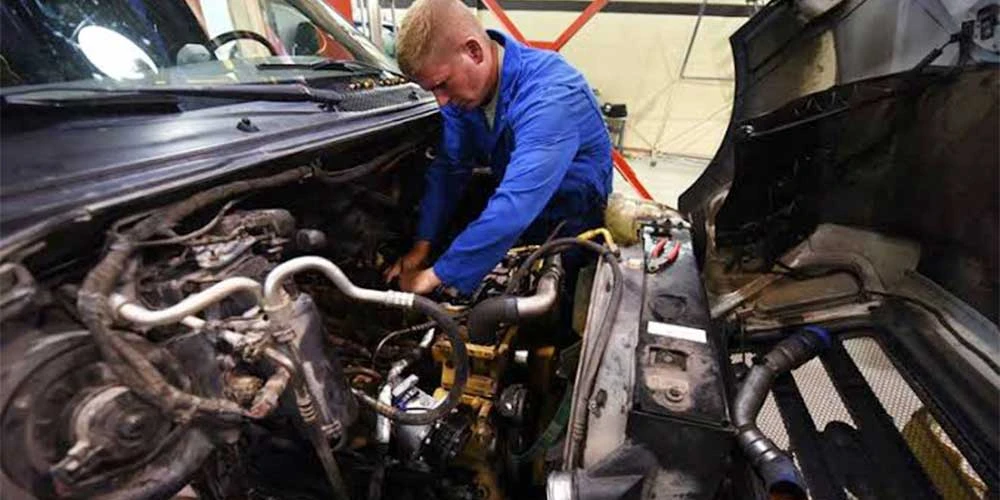 Best Heavy Duty Truck Battery: Read Once Before Buy One