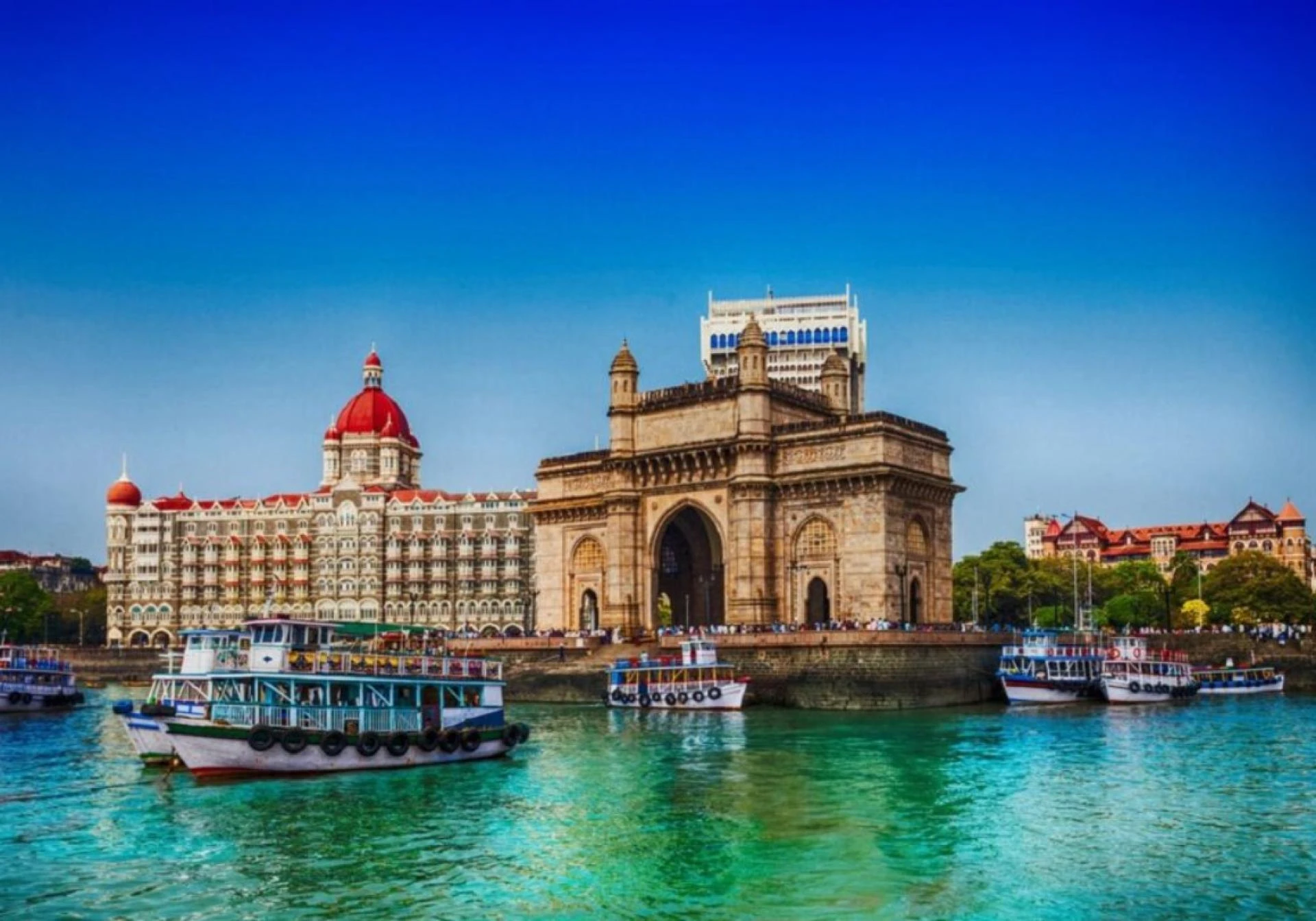 Unveiling the Wonders of Mumbai with Mumbai Darshan Cabs