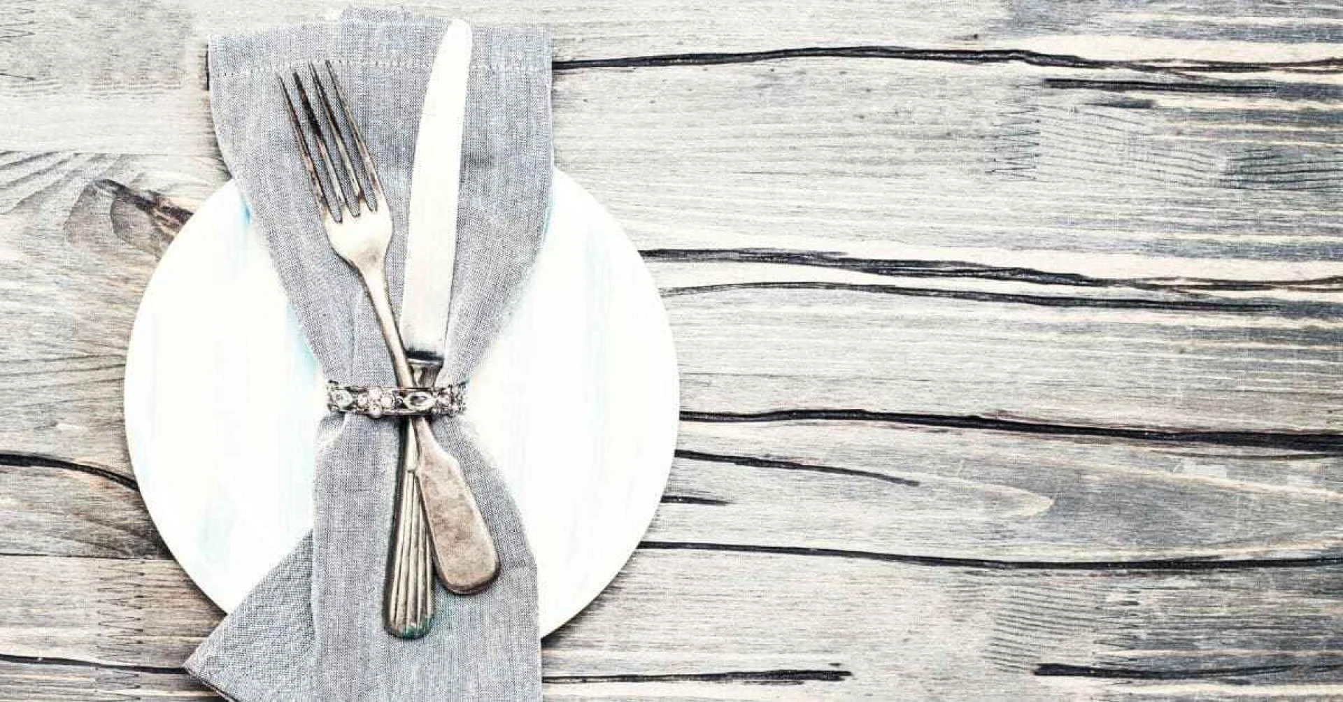 Turning Your Silver into Gold: A Guide to Selling Silverware and Jewelry