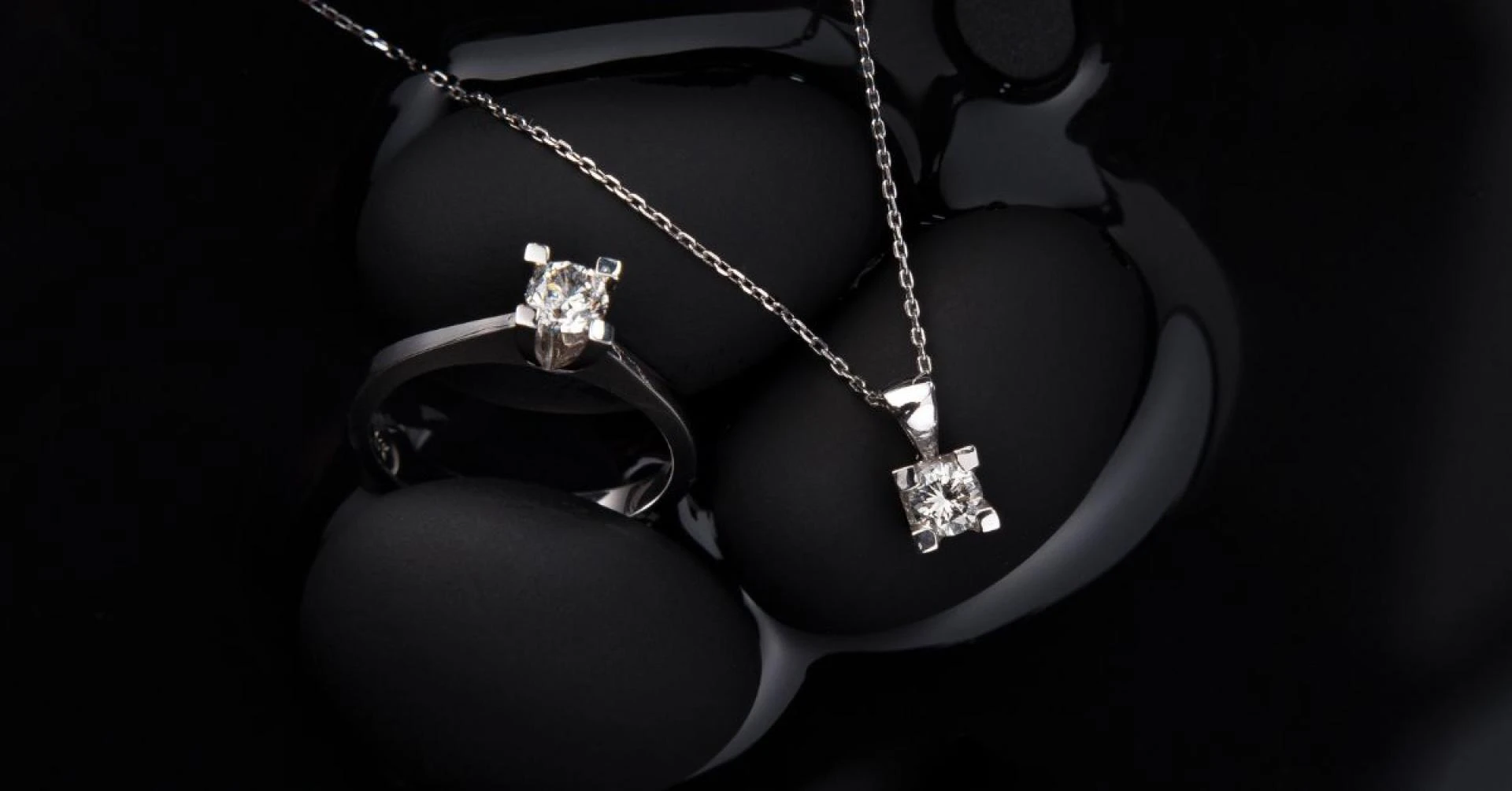 Unlocking the Value: Navigating Diamond Buyers and Exchanges Near You