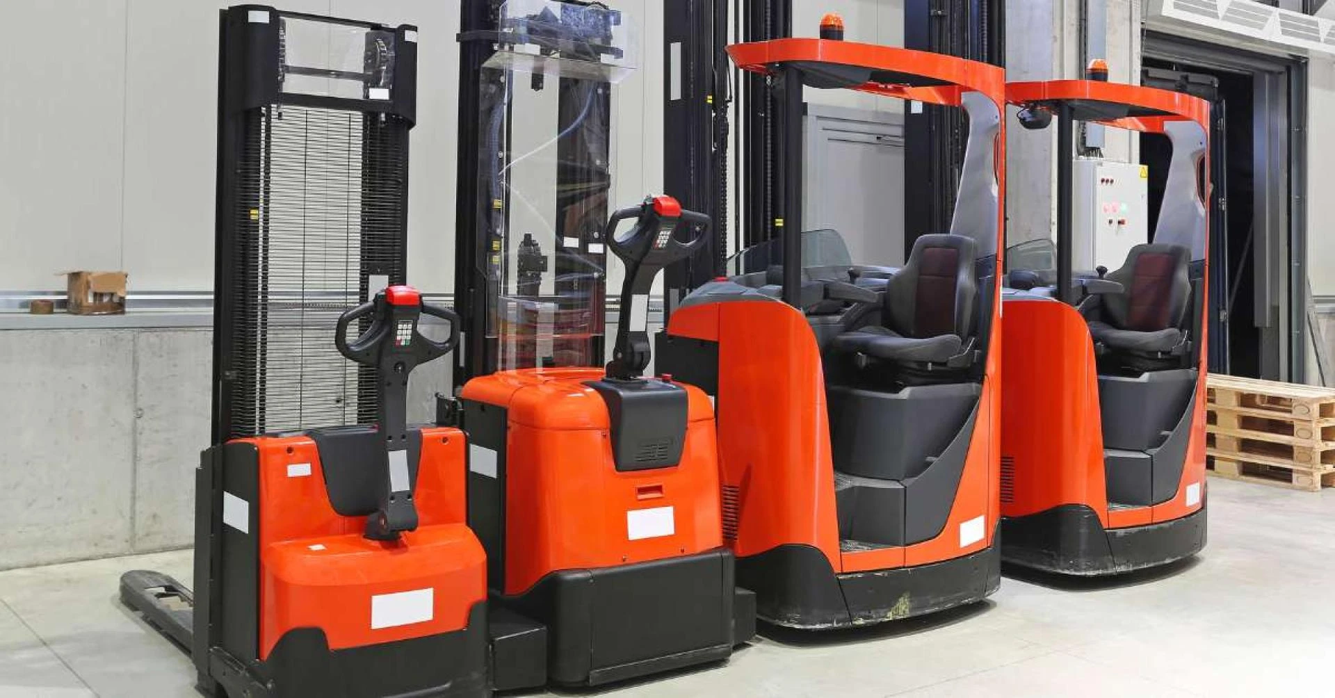 Efficiency in Material Handling: The Ultimate Guide to Forklift Hire and Rentals