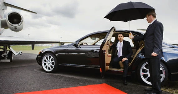 Ride in Style: CT Limo Service Delivers Luxury on Wheels