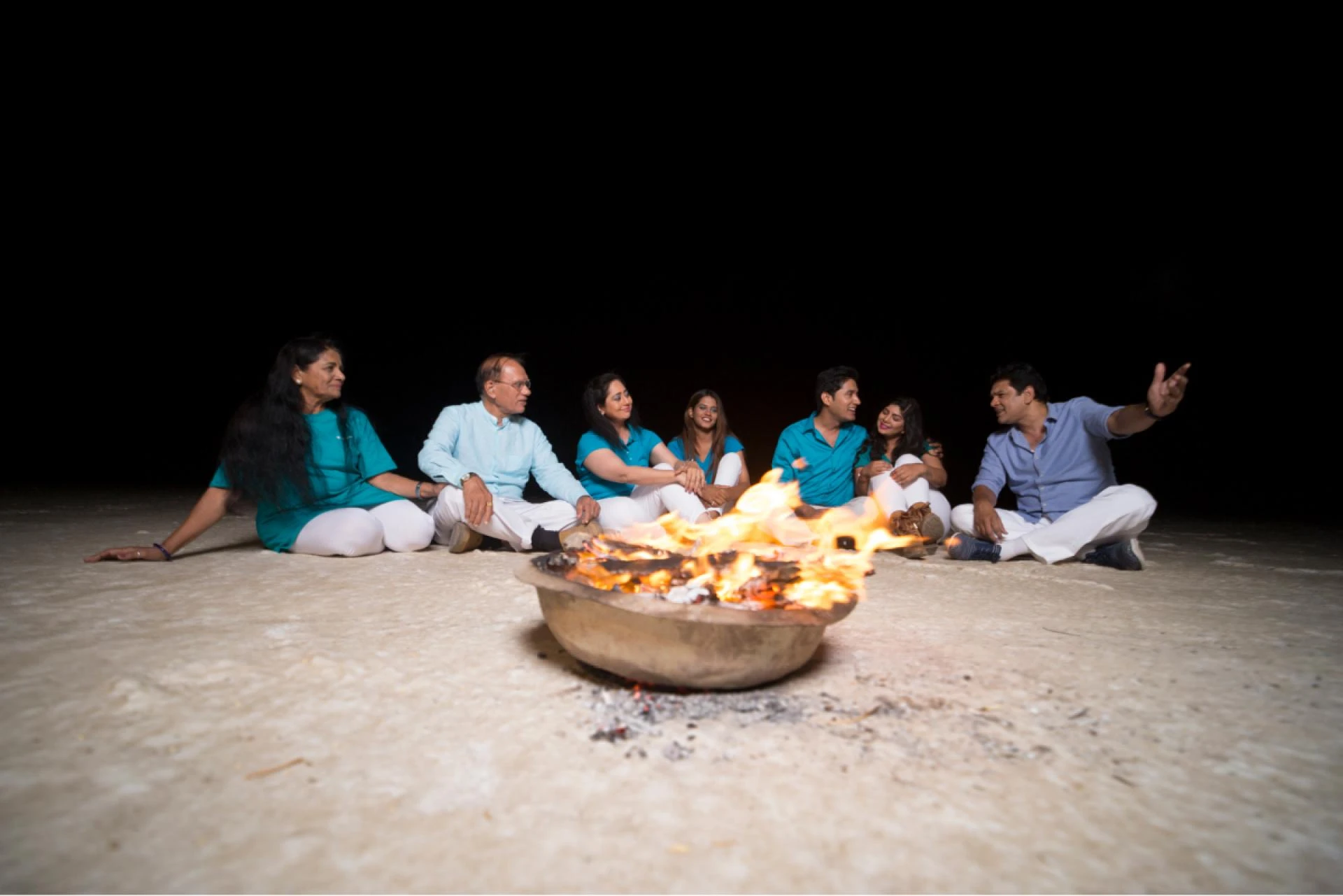 Witness the colors of Gujarat at Kutch Rann Utsav 2022–2023