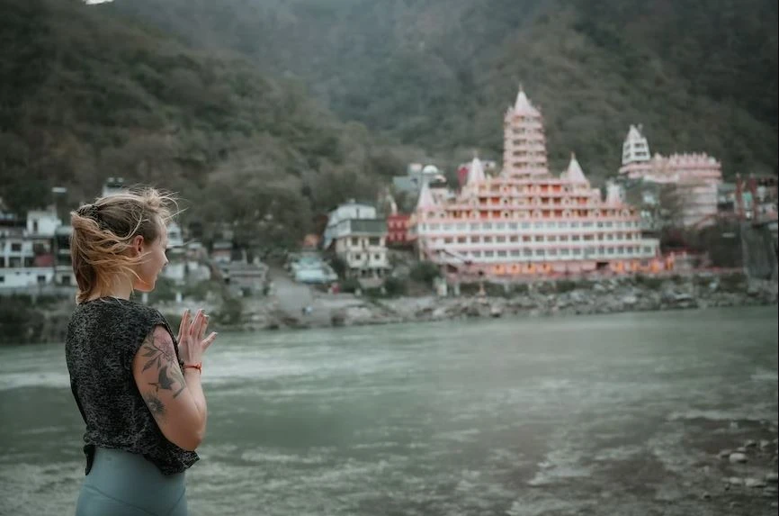 Free Yoga Classes in Rishikesh