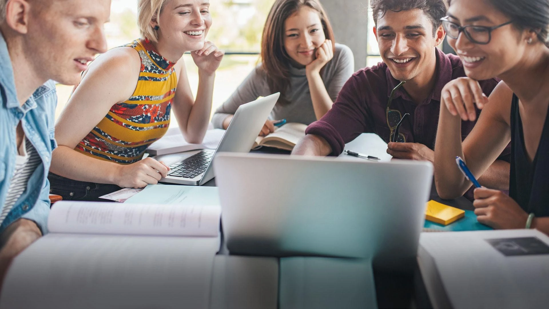 Get Latest Salesforce Community-Cloud-Consultant Exam Dumps Questions