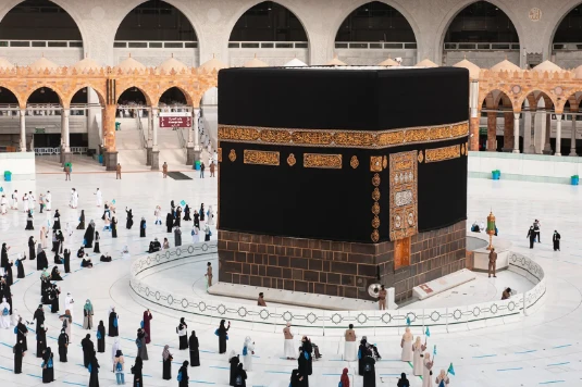 Umrah Packages London with Super Exclusive Offers and Air Fares
