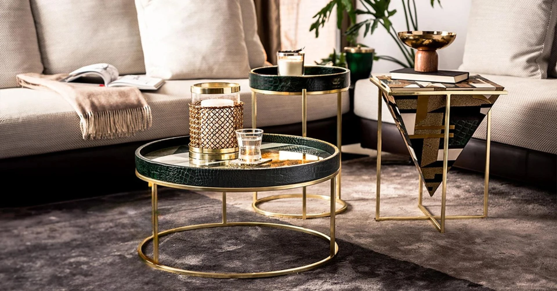 8 Stylish Coffee Table Decor Ideas to Beautify Your Living Room