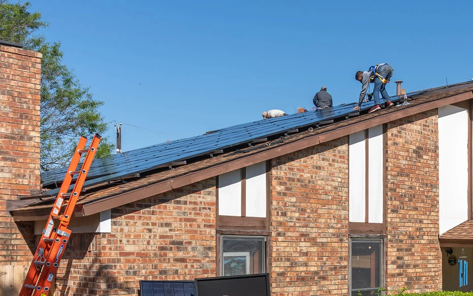 SOLAR INSTALLERS IN HOUSTON: HOW TO MAKE THE MOST OF YOUR INVESTMENT