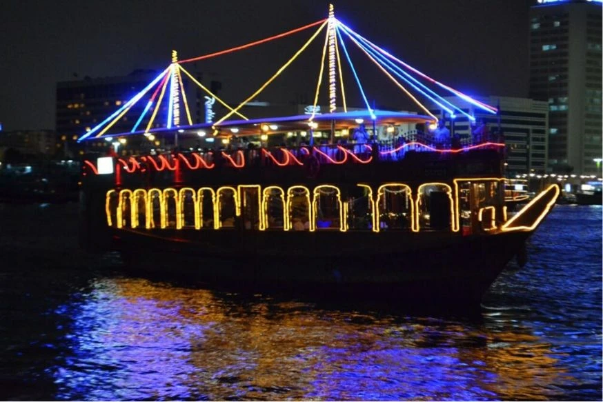 Creek Dhow Cruise Dinner Dubai