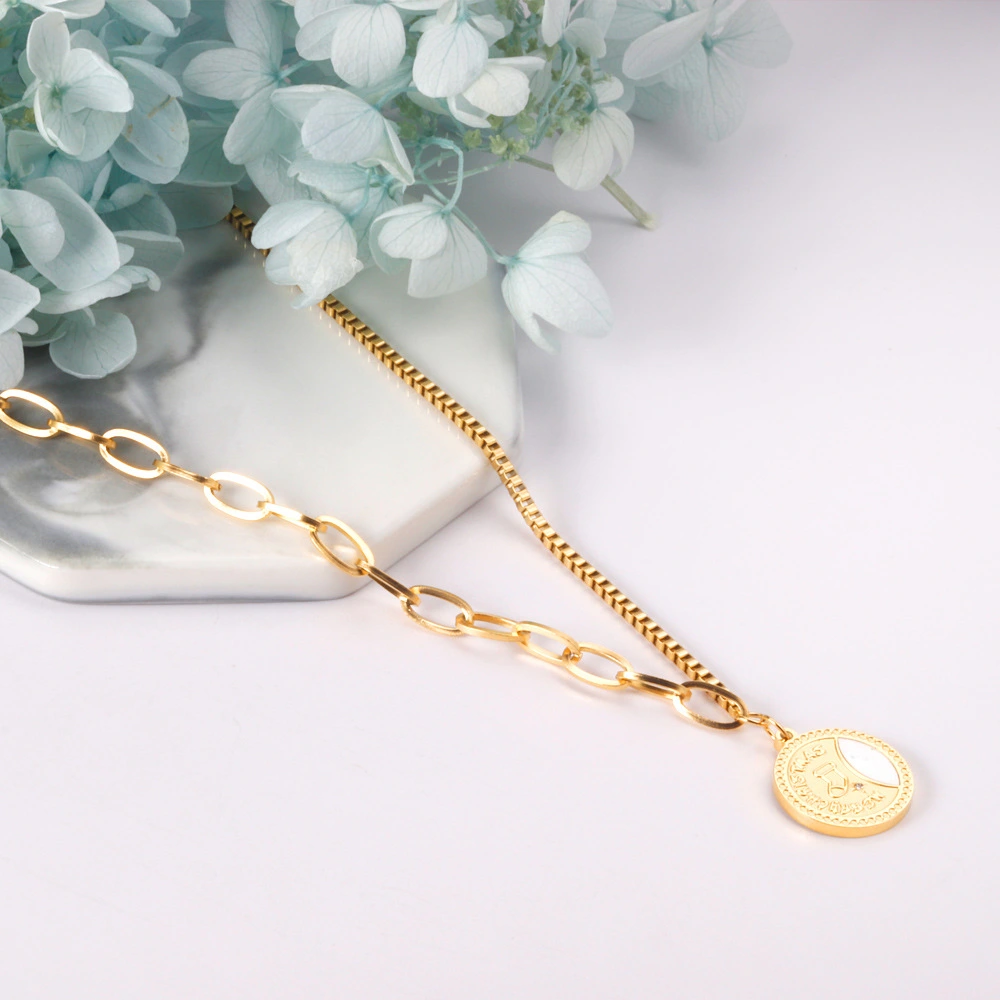How to sell wholesale jewelry online: A beginner's guide