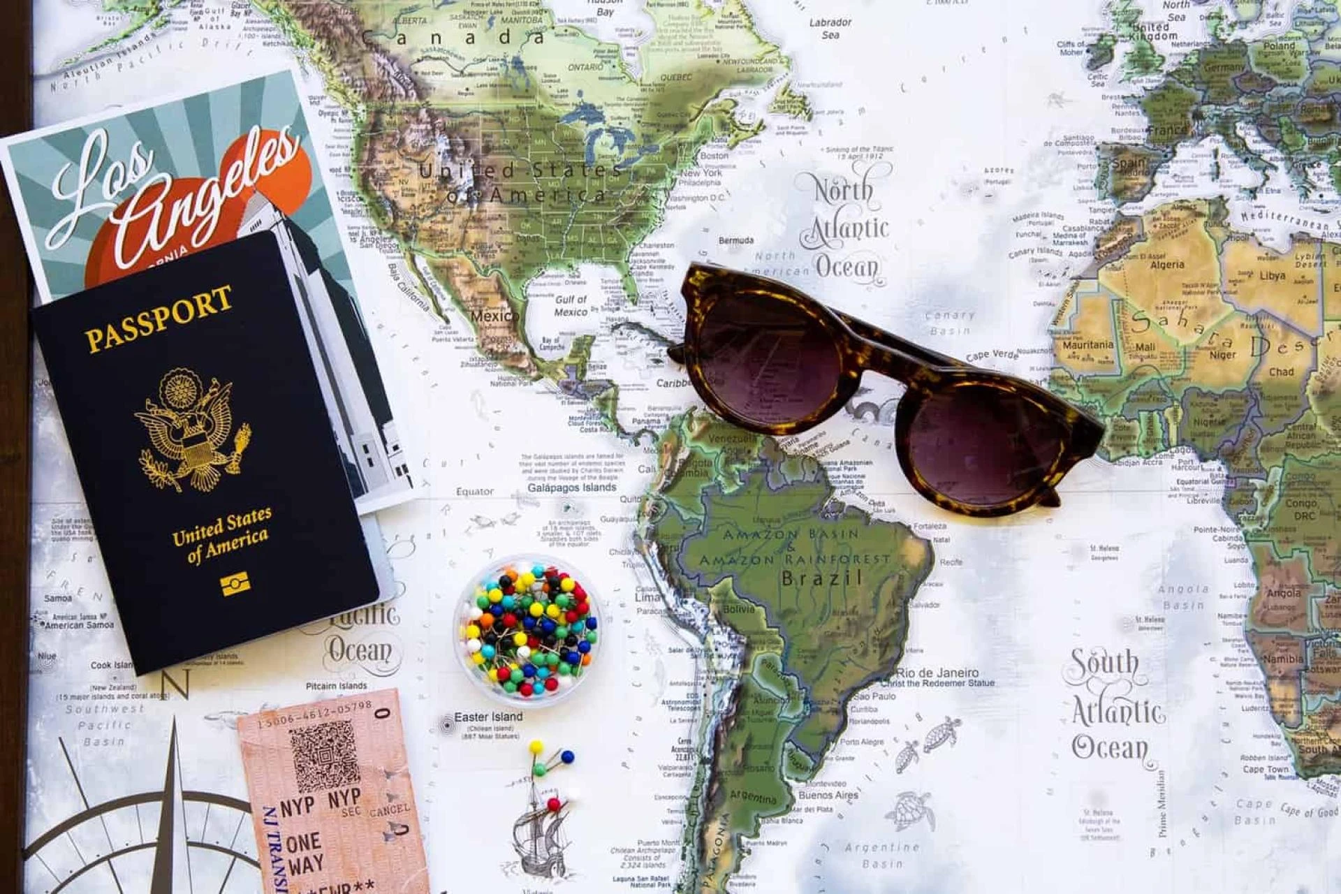 10 Hacks to Make the Most of Your Summer Travel