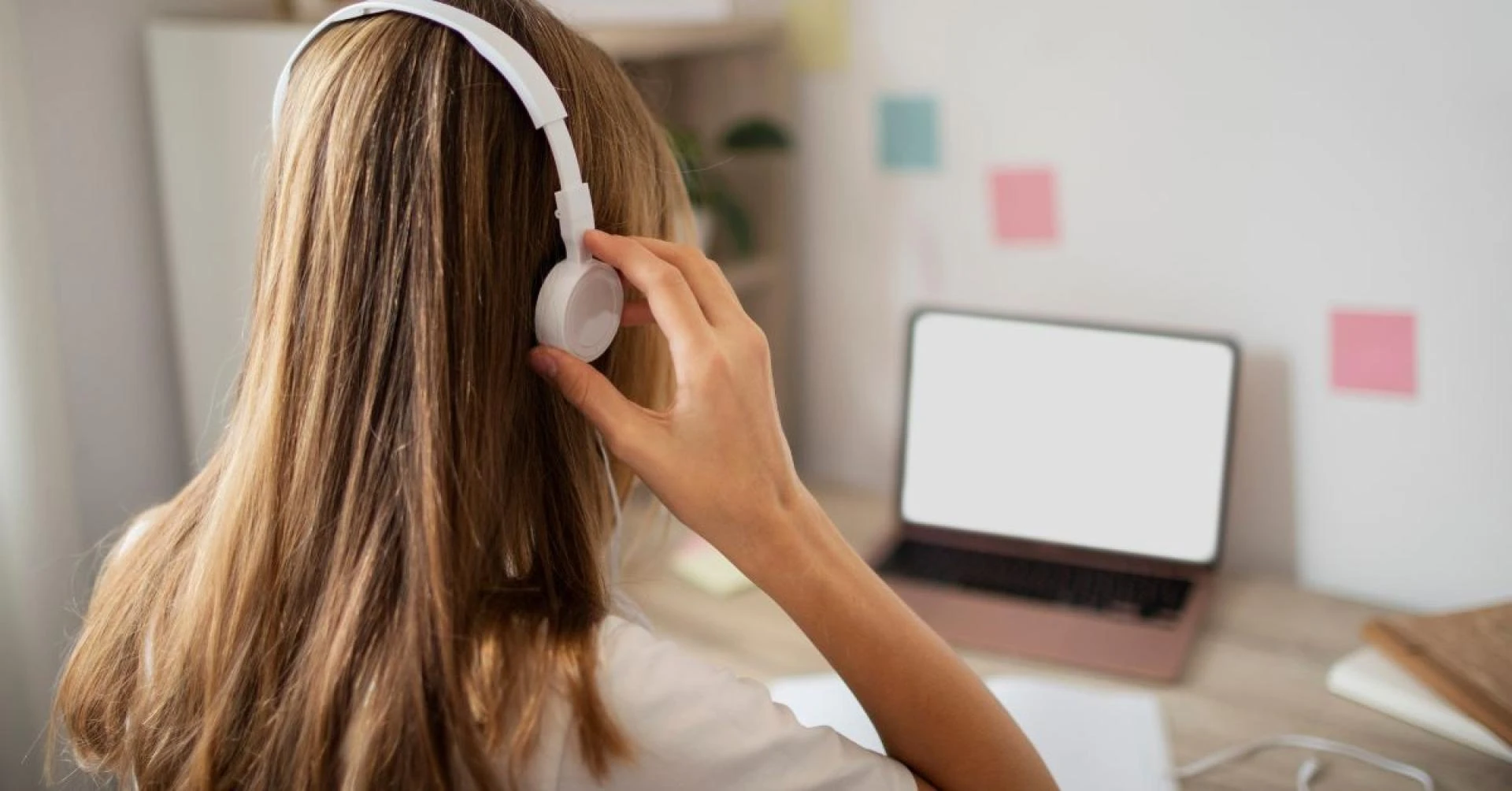 7+ IELTS Speaking Tips &amp; Strategies From The Pros