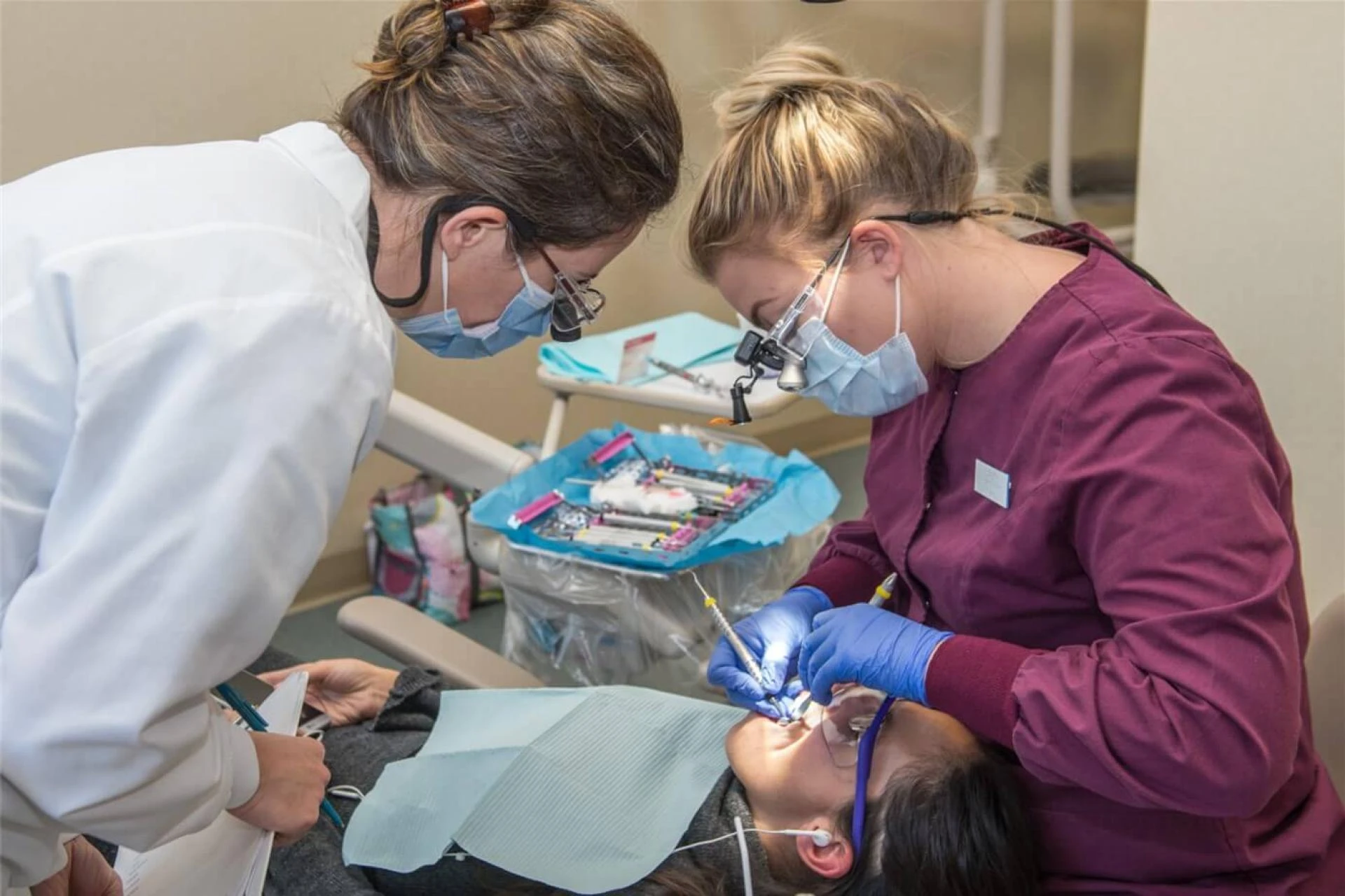 Requirements to Become a Dental Hygienist