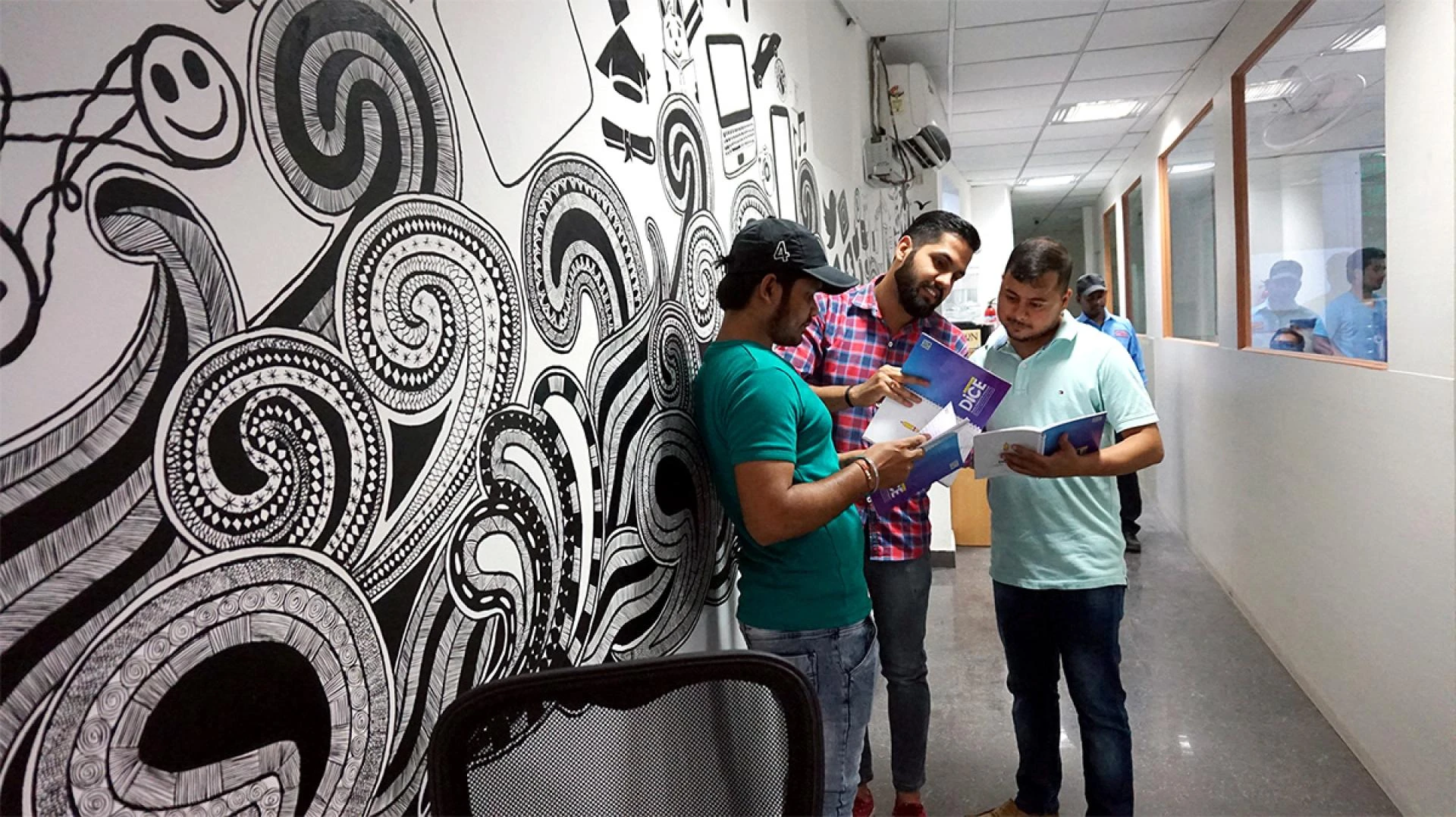 How to Enhance Your Career by Picking the Graphics Design Courses