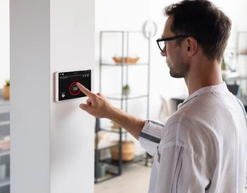 From Smoke Alarms to Sprinklers: The Comprehensive Guide to Fire Safety Services