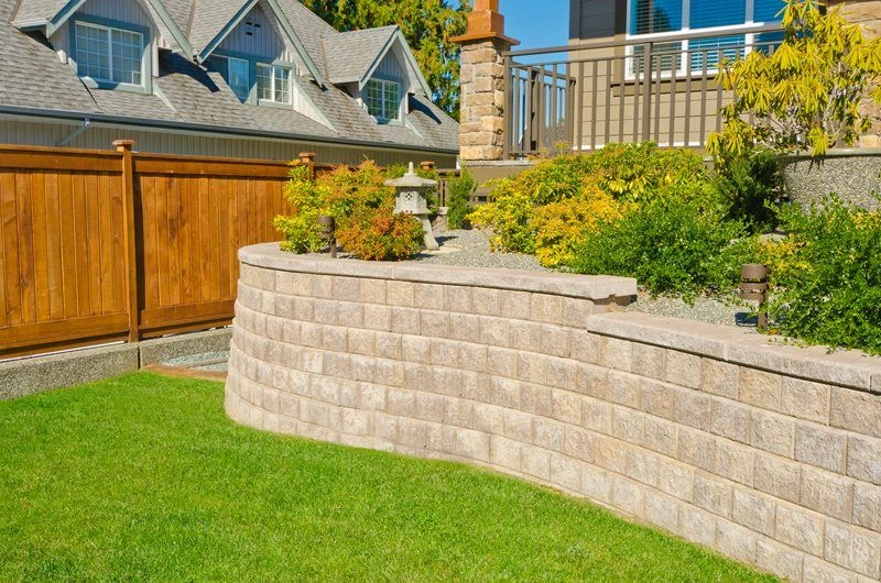 Repair a Crack in Concrete Retaining Wall: Retaining Wall Services