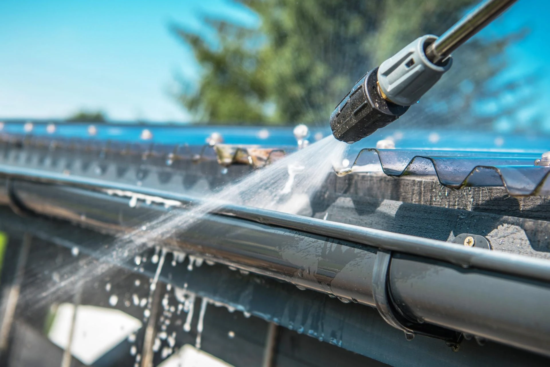 Revitalize Your Home's Exterior: Gutter Cleaning Services