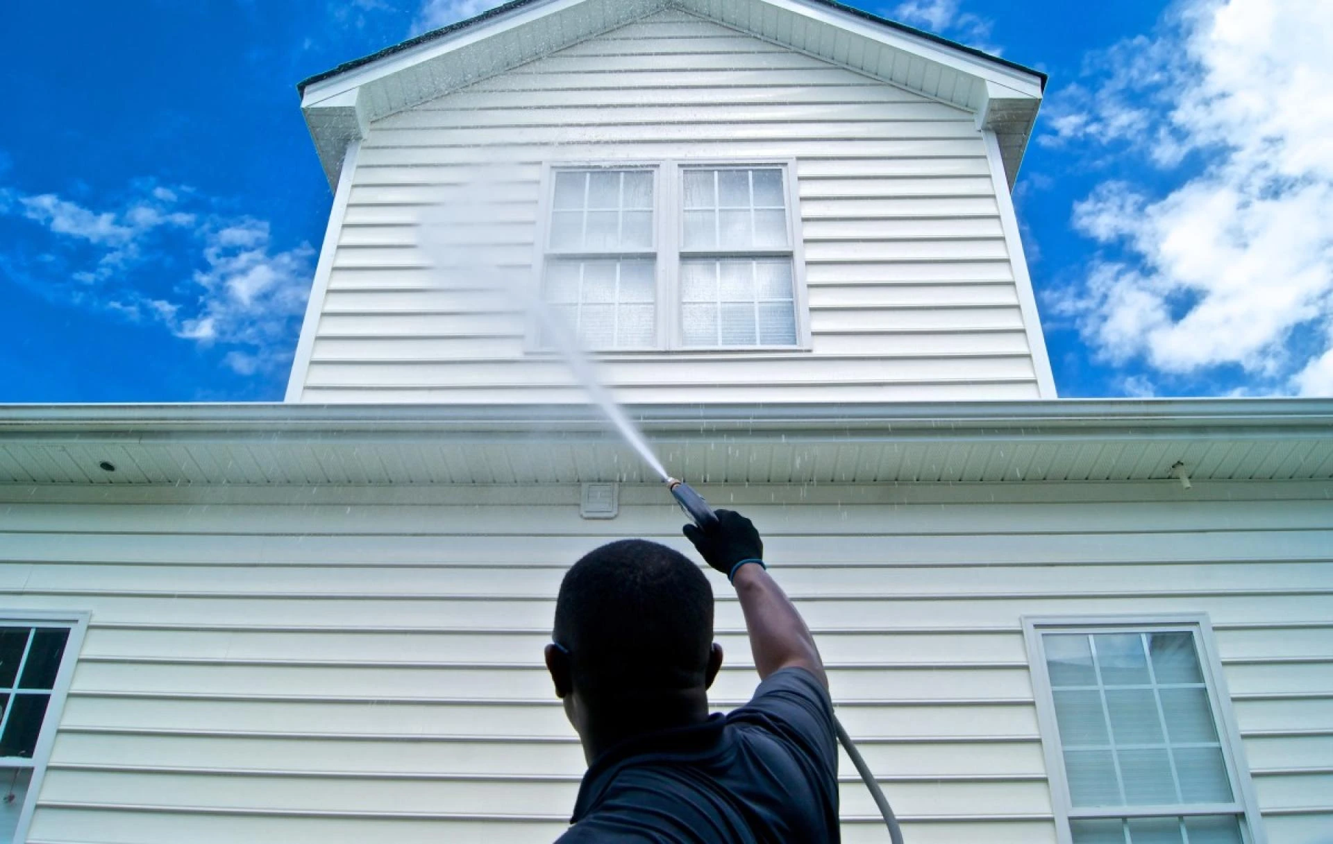Revitalize Your Residence: Guide to House Washing Services
