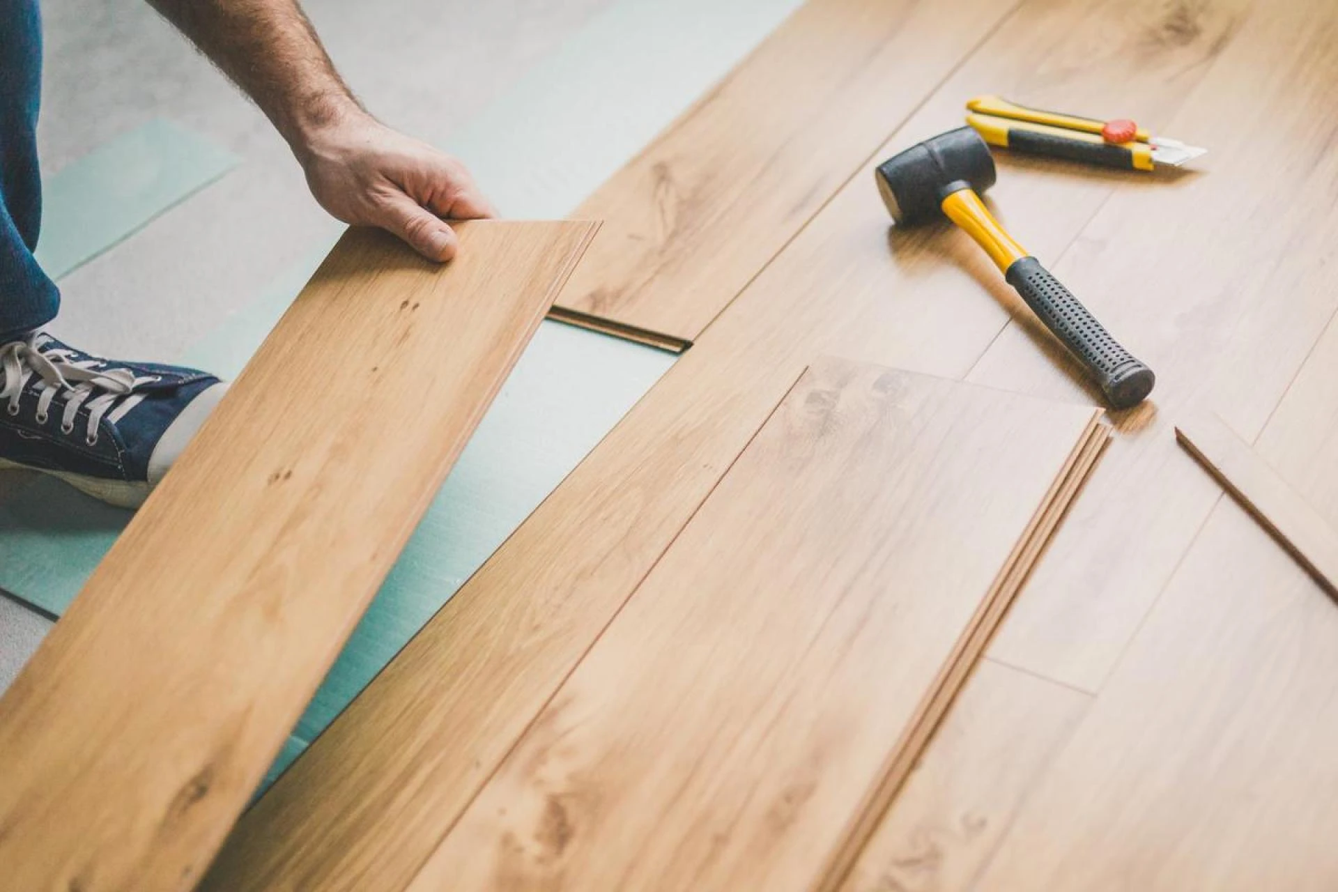 Top Reasons To Invest In Laminate Floor Installation Services