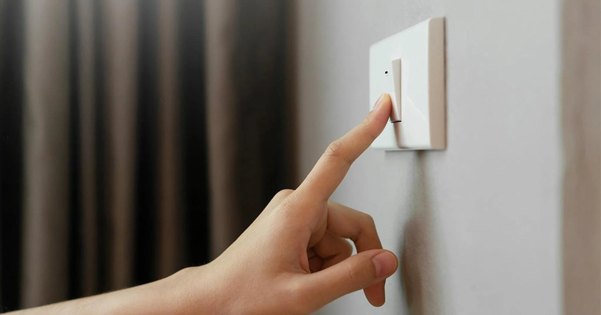 TRENDY LIGHT SWITCHES FOR YOUR MODERN HOME