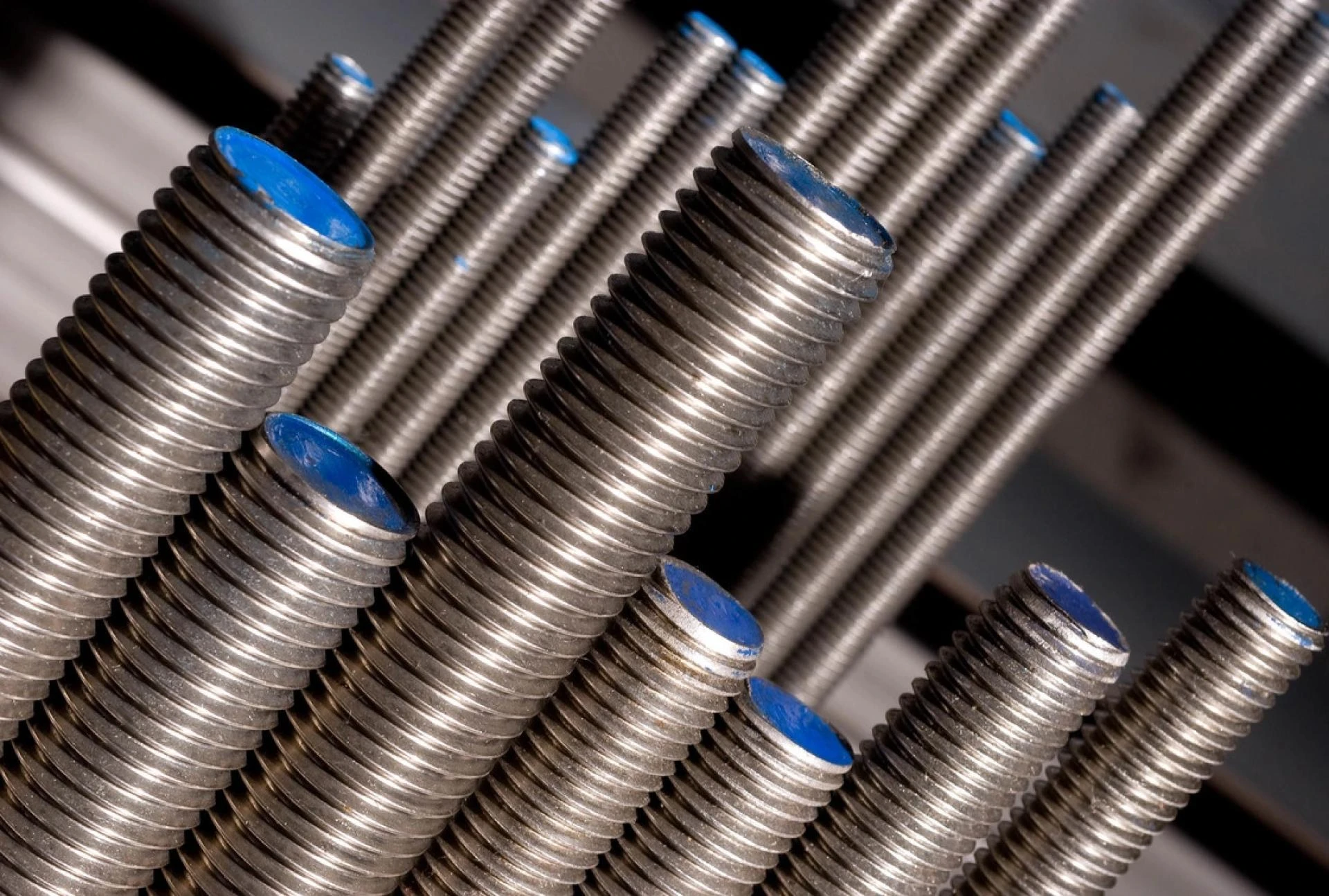 Threaded Rods in Space: The Role of Stainless Steel in Aerospace Engineering and Beyond