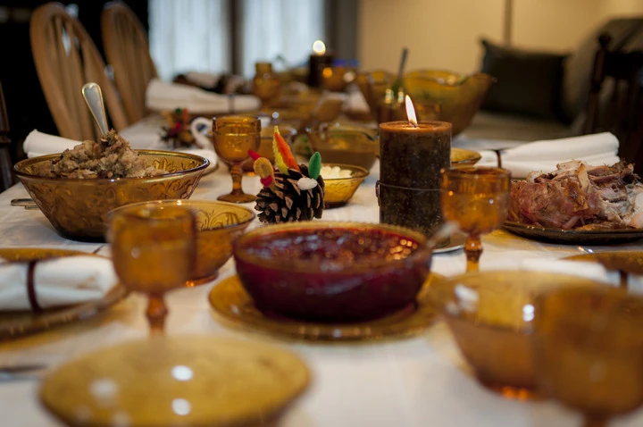 Five Simple Ways To Stay Clean During Thanksgiving!
