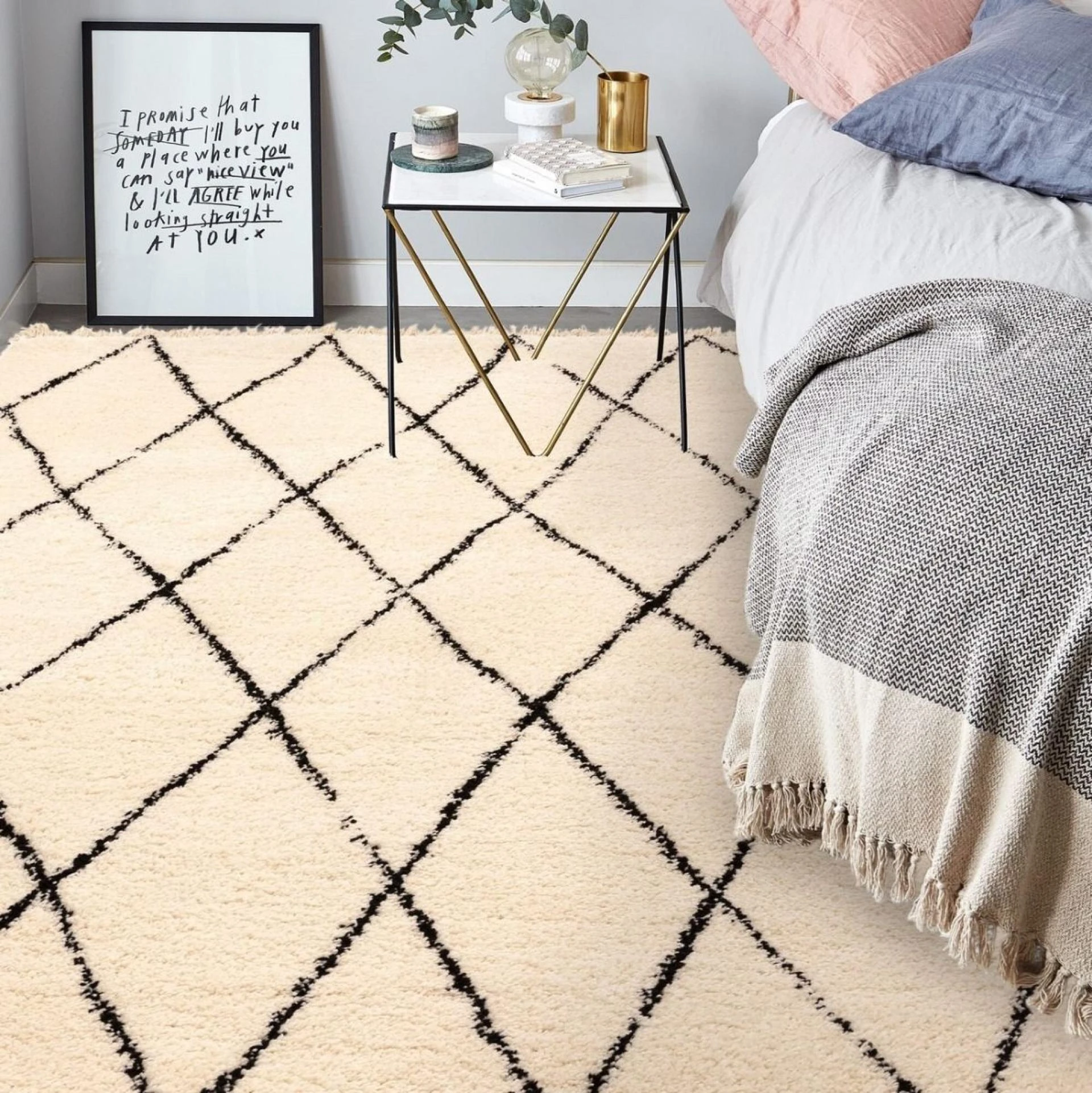 How to Mix Contemporary Rugs with Traditional Decor for a Modern Twist