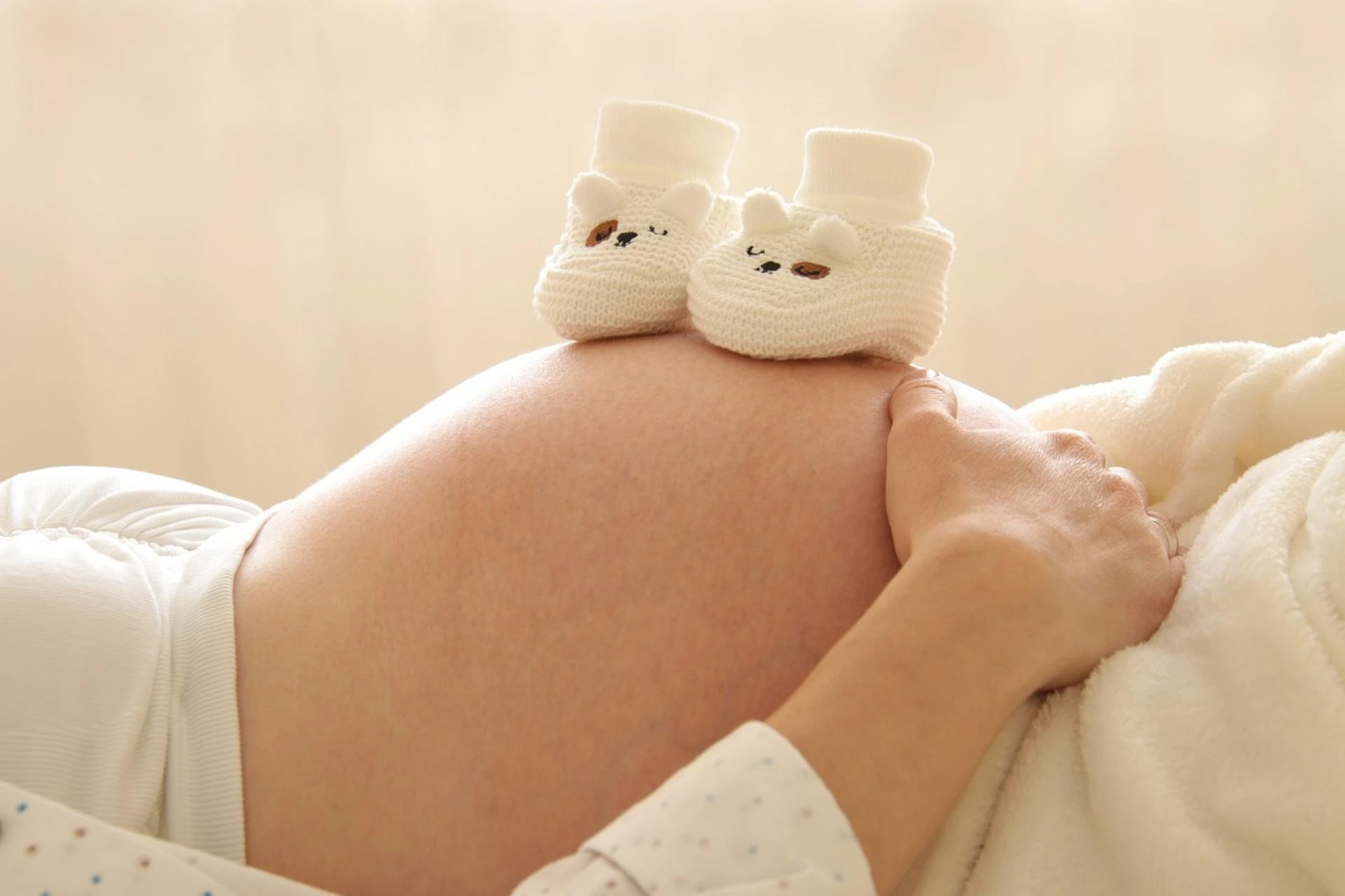 Your Maternity Journey Starts Here: Expert Advice from a Coimbatore Specialist
