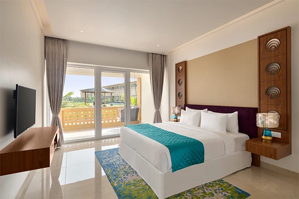 The Perfect Blend: Luxurious Comfort and Proximity to Dwarka's Tourist Hotspots at Hawthorn Suites