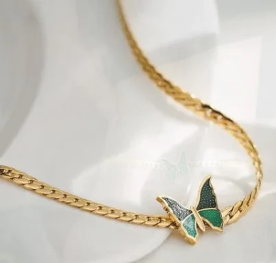 Jewelry Must Add Points to Your Outfits!