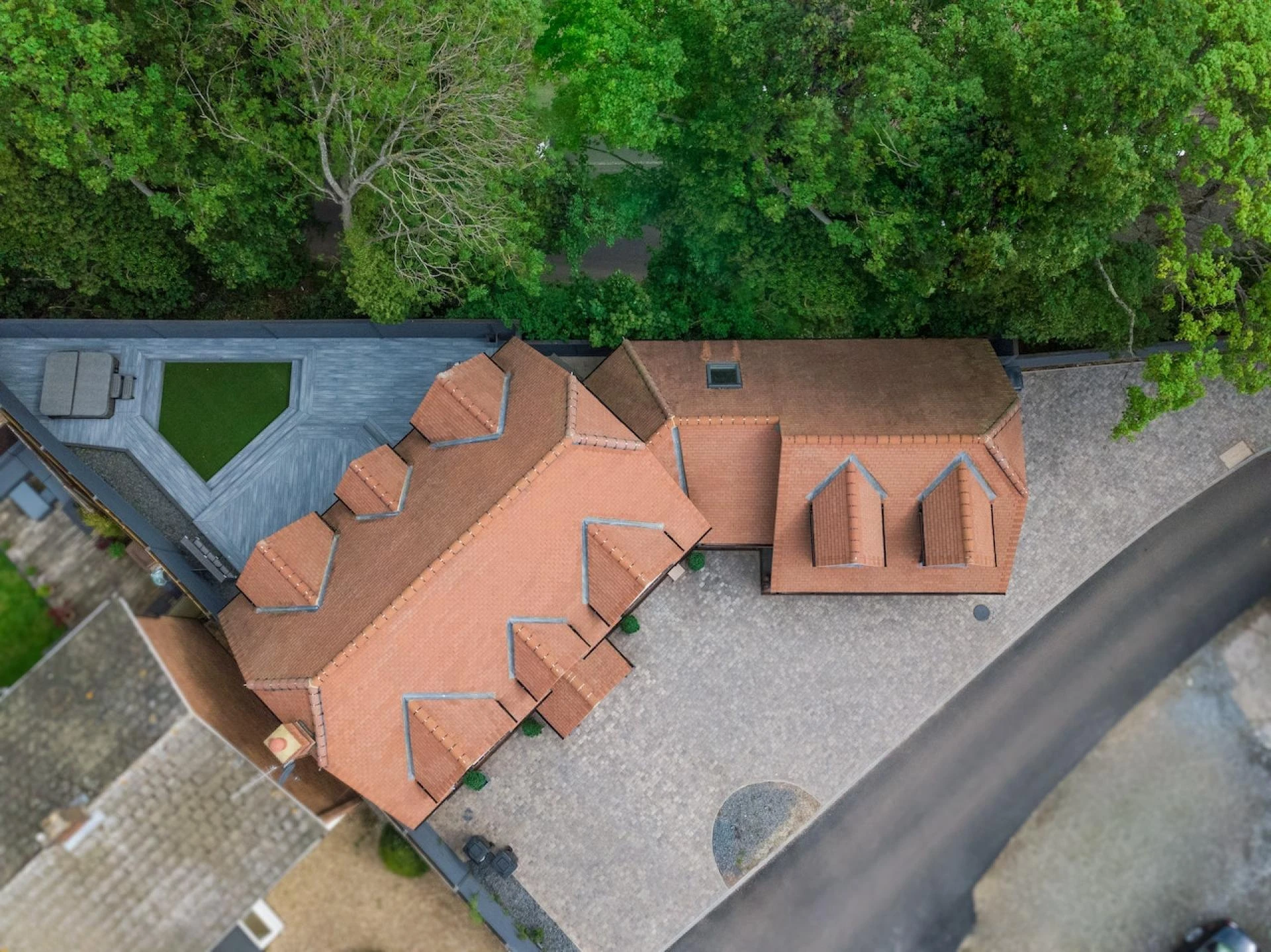 How Aerial Photography is Revolutionizing Real Estate Marketing