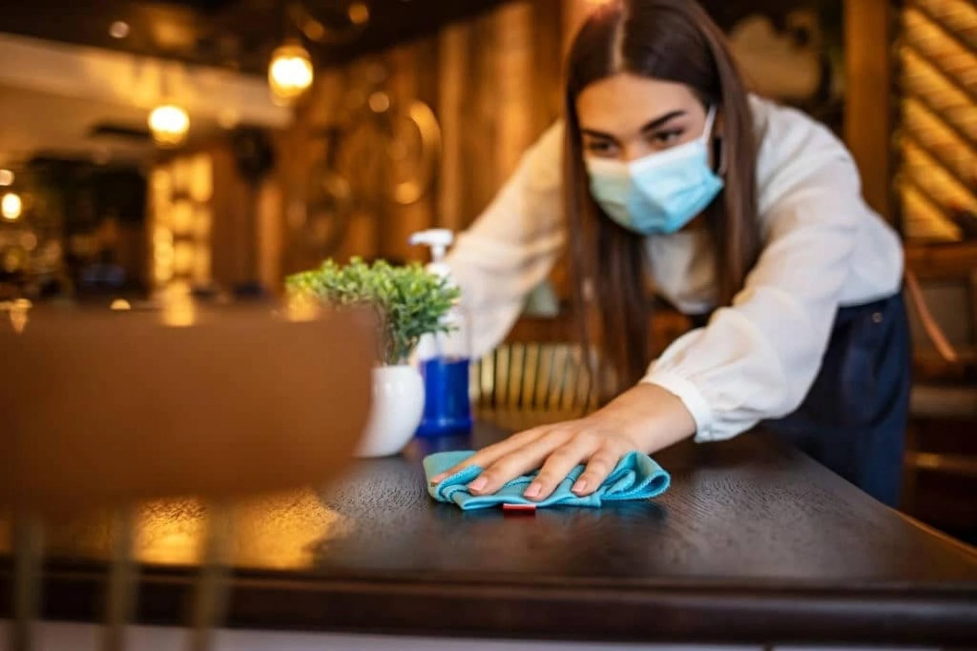 Get Restaurant Cleaning in Surrey From Professional Cleaners