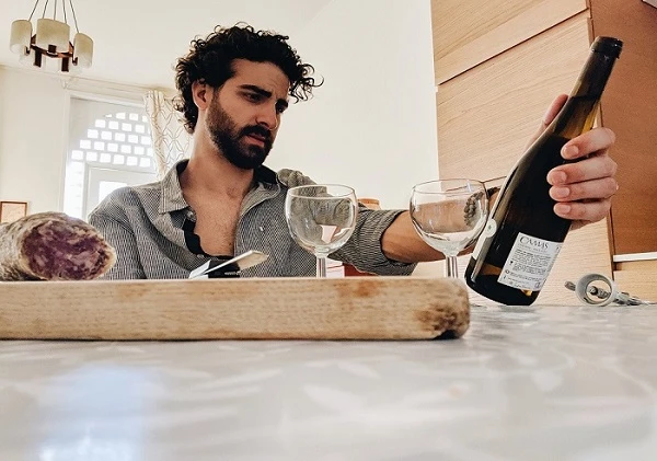 Understanding the Basics: What Happens at Alcohol Rehabilitation Centers?