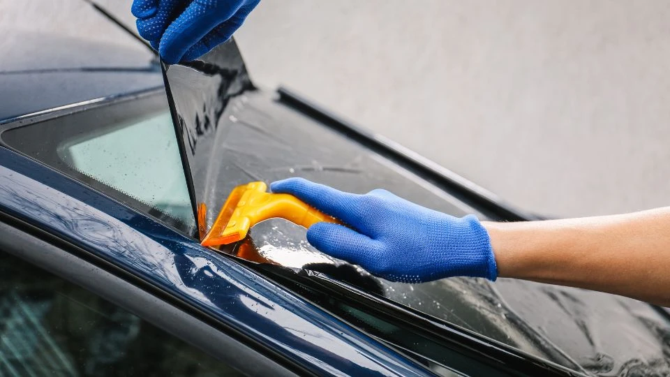 5 Tips for choosing the Right Car Window Tint in Dubai