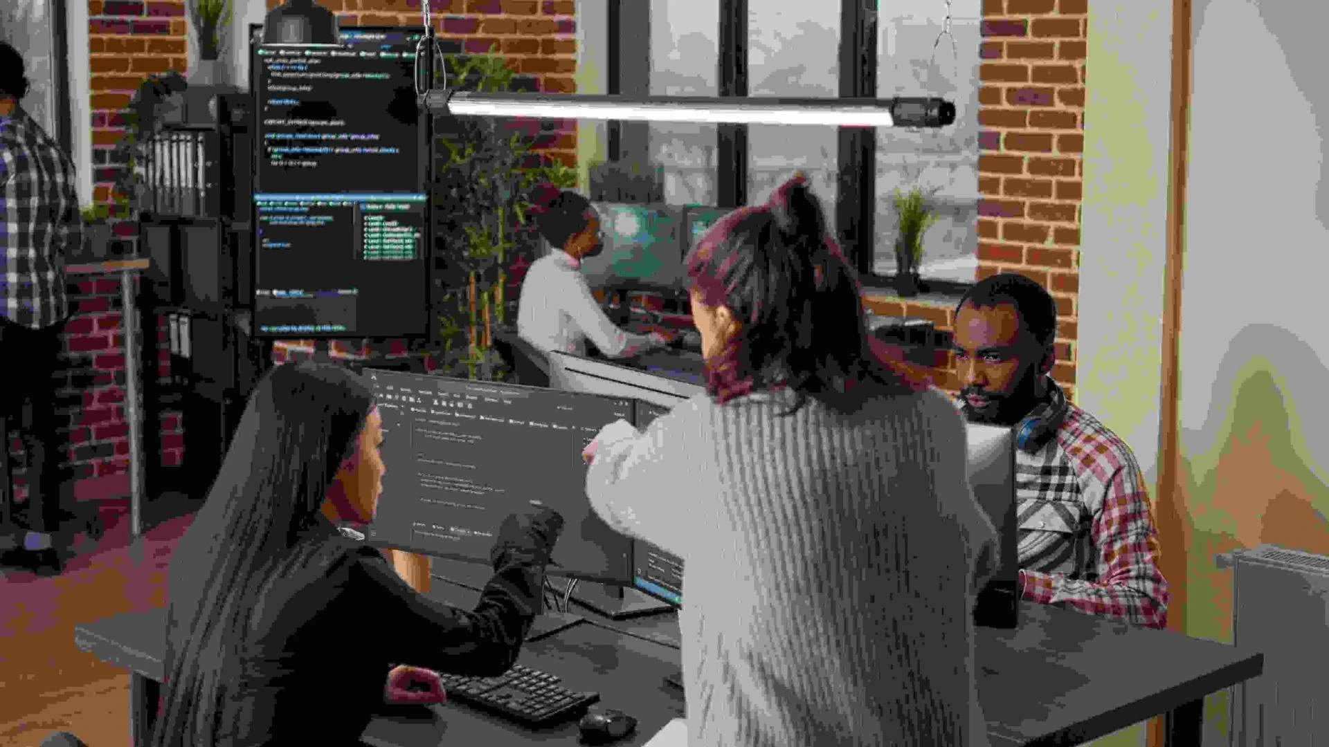 Top 5 offshore software development risks and how to mitigate them