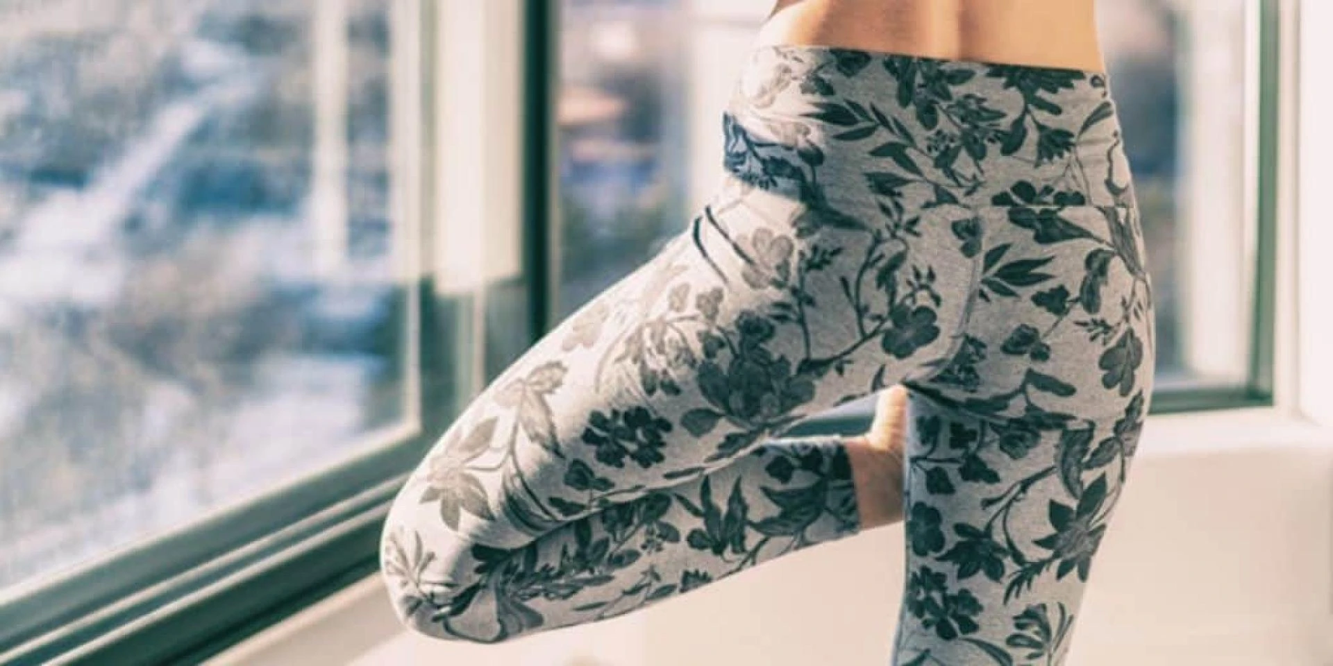 Best Yoga Pants For 2021 To Hide Cellulite and Feel Better