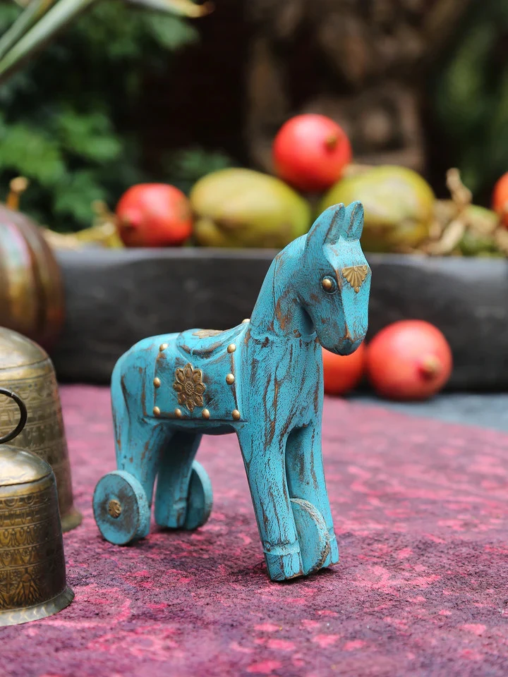 Buy Animal Sculpture Online: Discover Exclusive Animal Sculptures at Revive Home