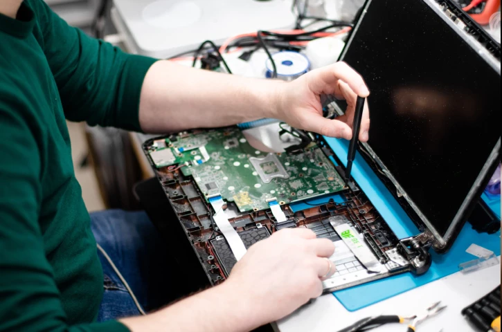 Repair Laptop Dubai &amp; Laptop Repair Near Me