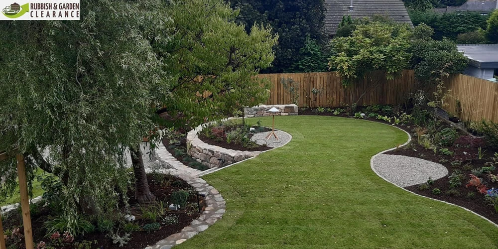 Why you should leave to the experts your garden clearance in Sutton