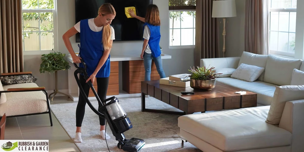 Why You Should Hire an Expert For Flat Clearance Croydon?