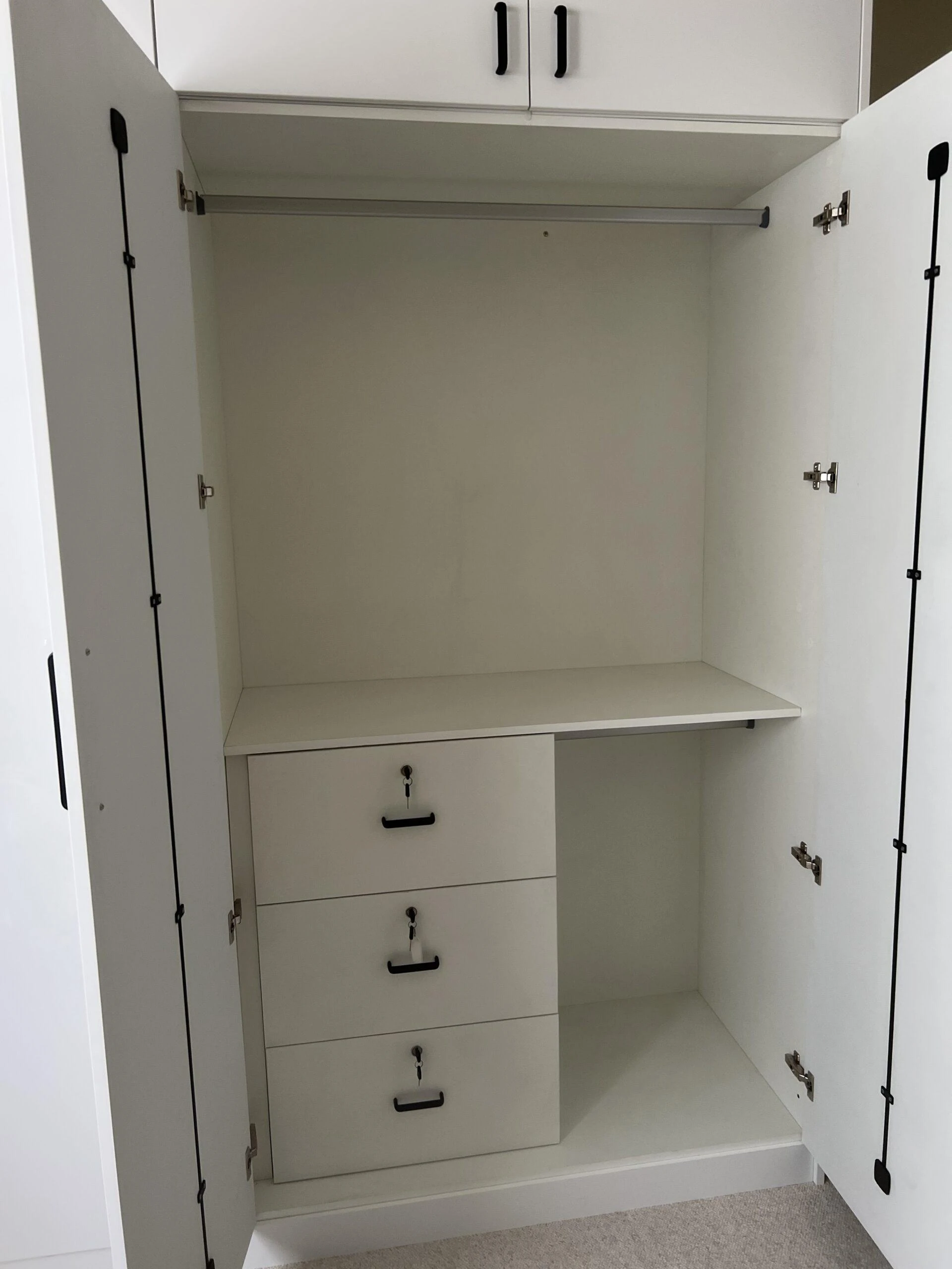 Maximizing Functionality and Style: Wardrobe Closet Designs