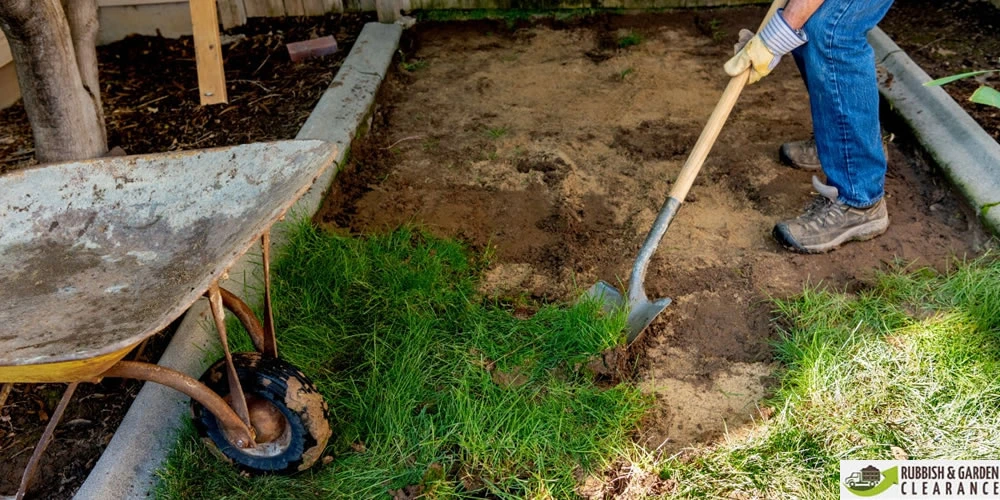 How to clear weeds from your garden clearance in Merton?