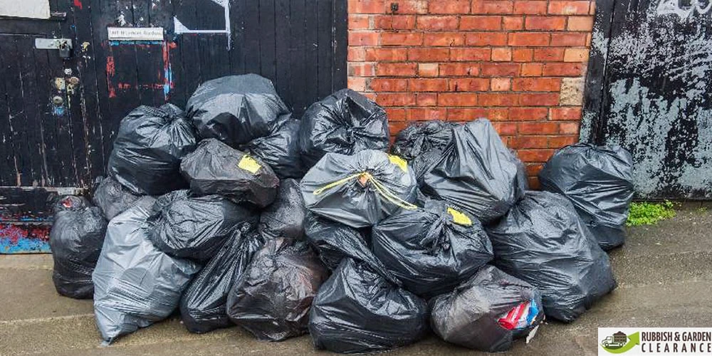 Three things to consider before hiring a rubbish clearance service in Merton